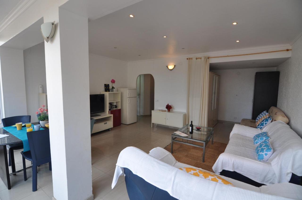 Rnet - Rhc 2101 Center Apartment *